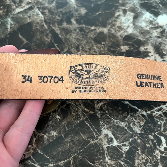Eagle leather works leather belt with stag belt buckle size 34 - Picture 3 of 11